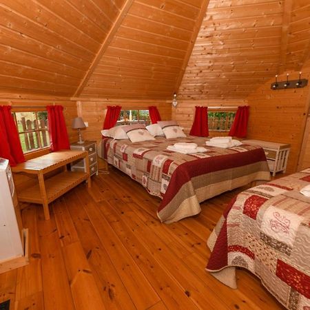 Domaine De La Courillere Bed & Breakfast Le Boupere Ngoại thất bức ảnh
