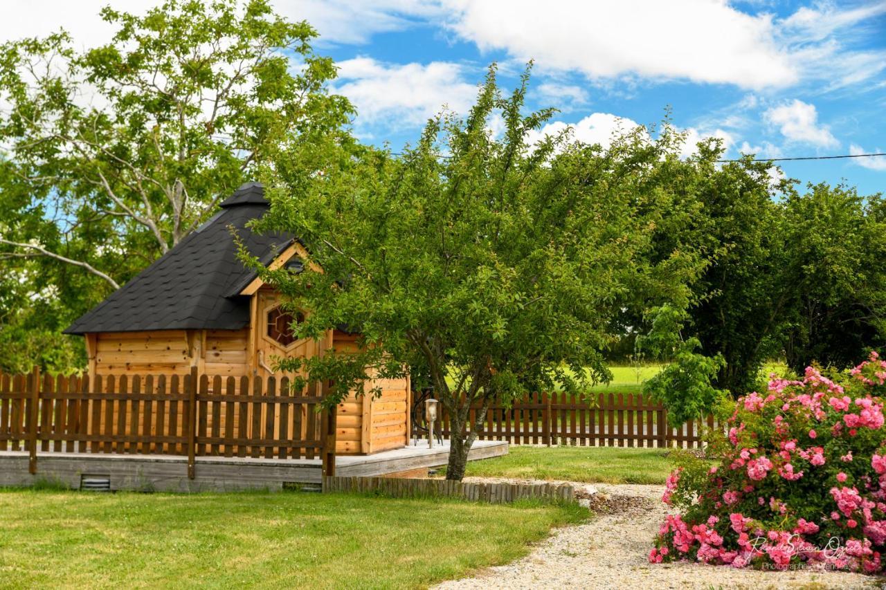 Domaine De La Courillere Bed & Breakfast Le Boupere Ngoại thất bức ảnh