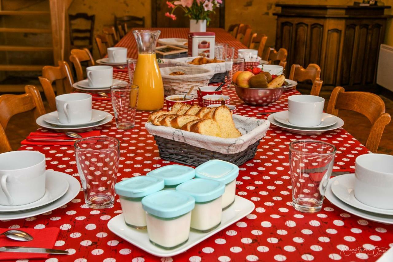 Domaine De La Courillere Bed & Breakfast Le Boupere Ngoại thất bức ảnh